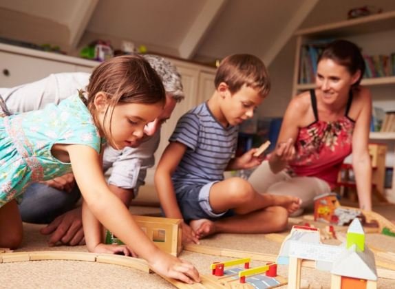 juegos educativos son útiles para reforzar conceptos aprendidos en la escuela